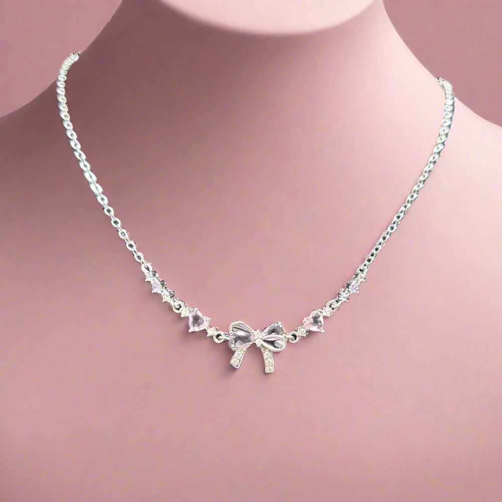 Collier noeud d'amour Ella